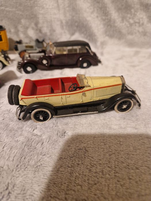 Mașinuțe de coloctie Rio