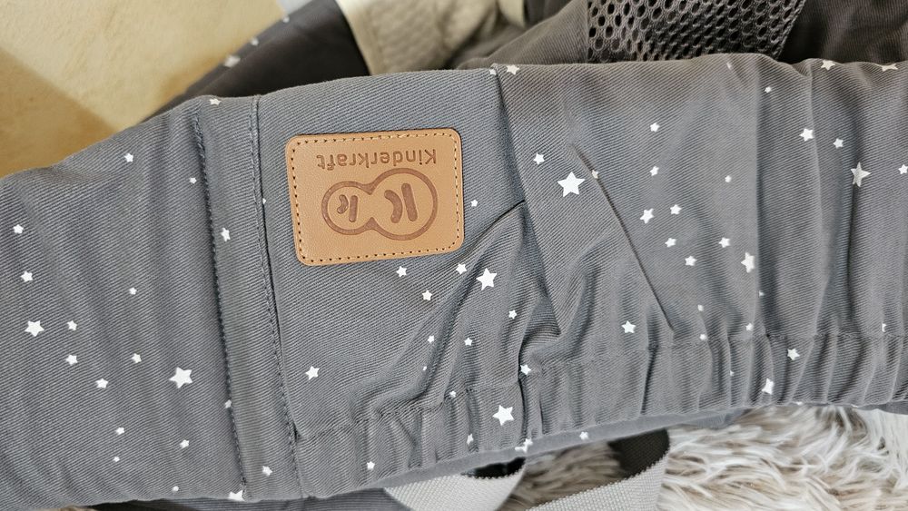Marsupiu ergonomic Kindercraft huggy stars