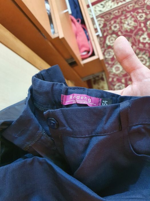 Продам школьную форму для девочки
