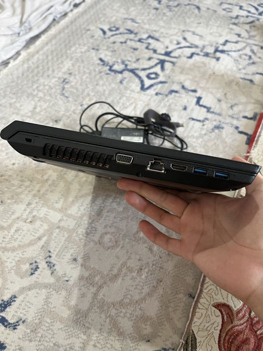 Ноутбук Lenovo b590