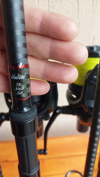 Set crap distanta: 2x free spirit de 3.90m 3,5lb/2x daiwa emblem 45scw