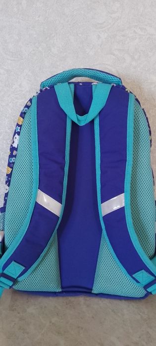 Рюкзак школьный.