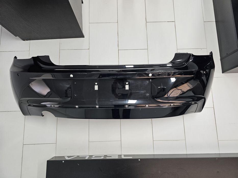 Vand bara spate BMW 118D 2011 Neagra