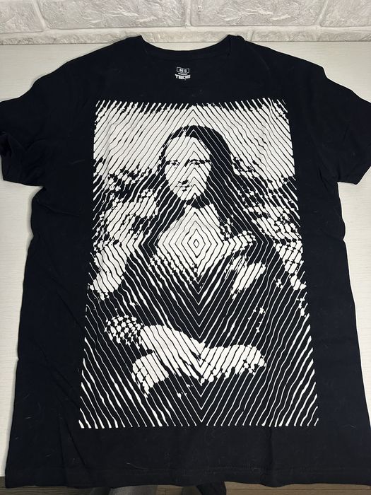 Красные лосины. Футболка