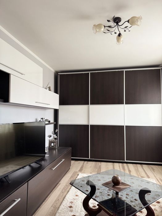 apartament de vanzare zona Stefan Cel Mare
