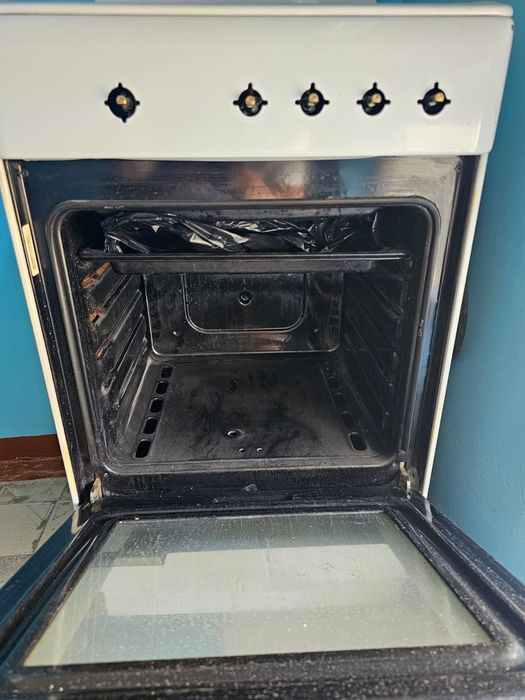 Газовая плита Indesit