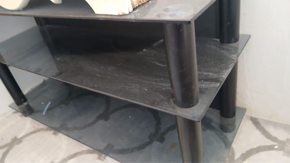 Продам телевизор, тумбу и сундук