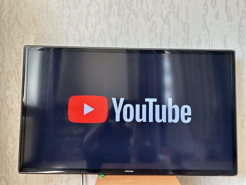 Samsung Smart Tv 102см