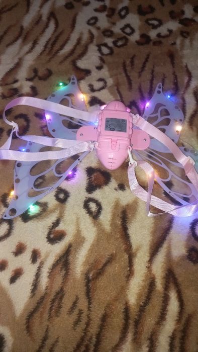 Aripi de fluture reglabile