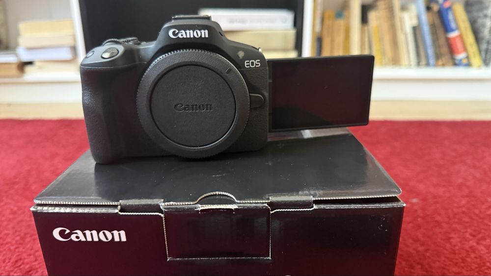Vand Canon R50 kit