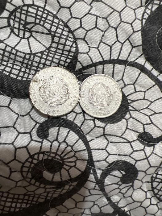 Monezi de colecție de 1 leu și 3 lei 1966