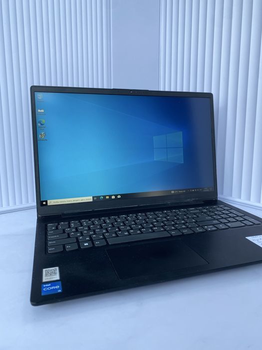 Ноутбук Lenovo Core i3-1215U