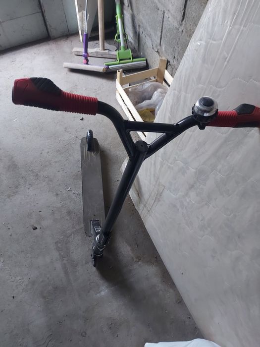 Самокат трюковый