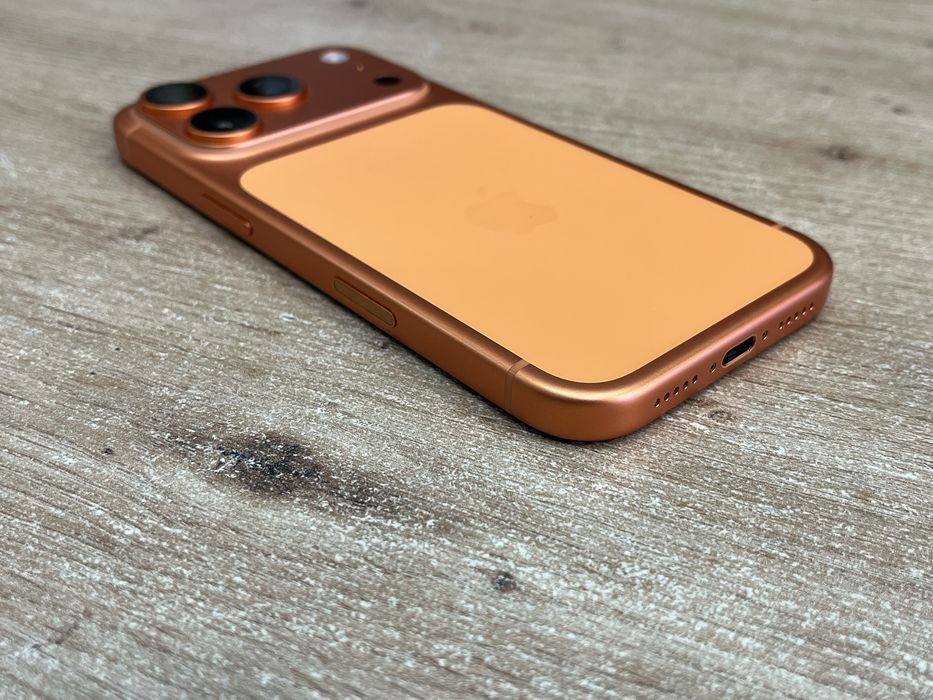 iPhone 17 Pro 256GB Перфектен Гаранция