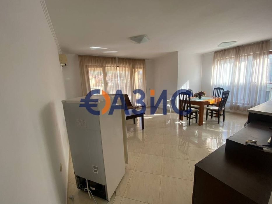 Продава се Тристаен апартамент в Свети Влас - 158 кв.м за 529 €/кв.м - Снимка #3