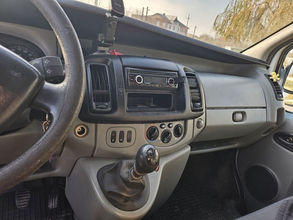Vând Renault Trafic  , euro4 , AC