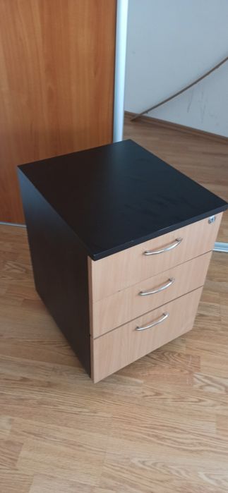 Corp birou rollbox