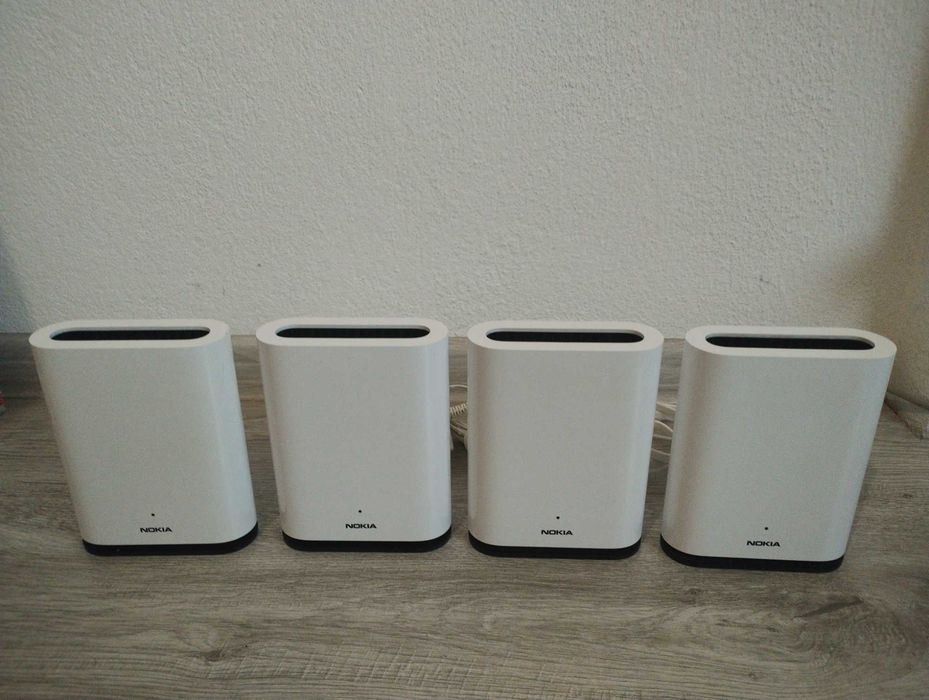 4 броя Nokia Beacon 1  mesh router
