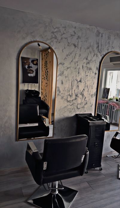 Inchiriez posturi lucru