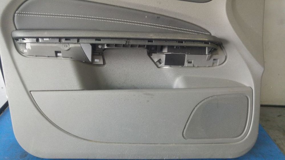 fata tapiterie usa stanga fata ford focus 2