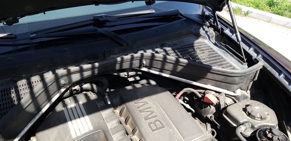 Кори над двигателя / преградни панели за БМВ Е70 BMW E70 E71 X5 X6 нов