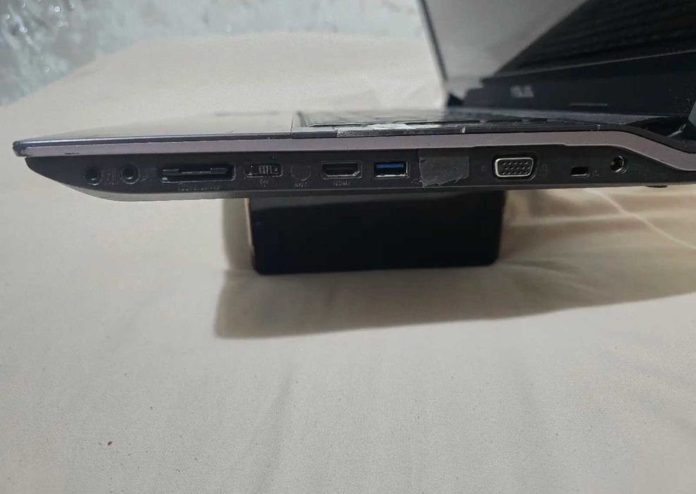 noutbook ASUS N73SV