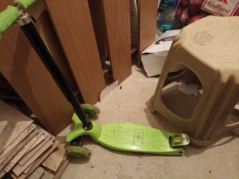 Black friday,Детски мотор/количка за бутане , скутер с светещи гуми