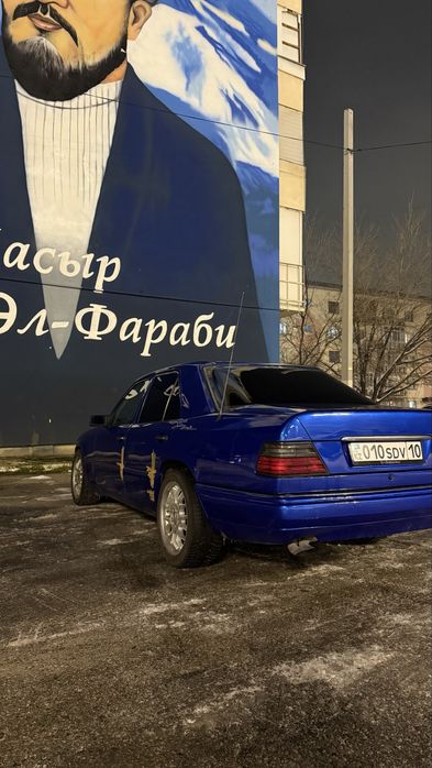 Мерседес 124 Е шка автомат