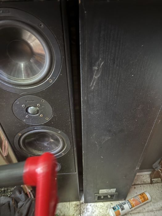 Boxe canton  necestita schimbate tweeterele