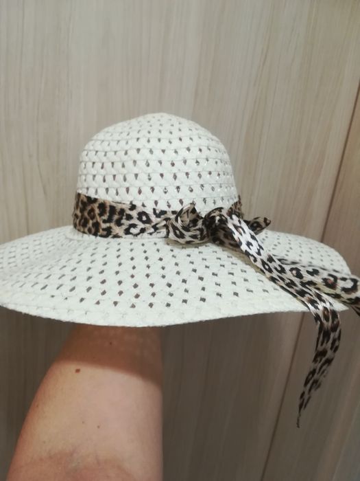 Нова дамска лятна шапка