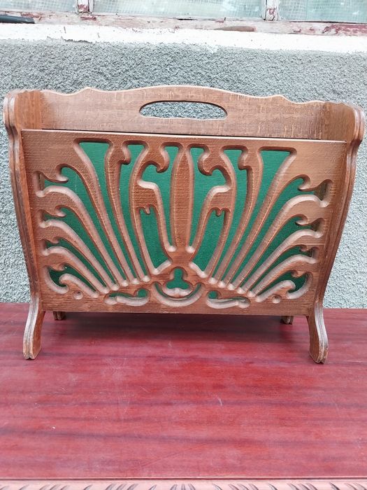 Suport pt.ziare,reviste,lemn