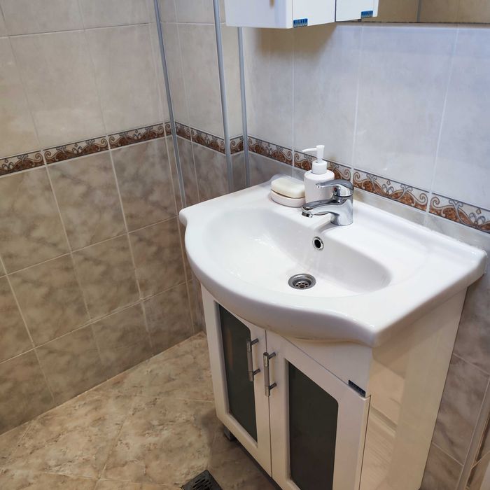 Продава се Тристаен апартамент в Нова Загора - 112 кв.м за 670 €/кв.м - Снимка #7