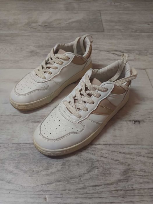 Обувки TendenZ бежови