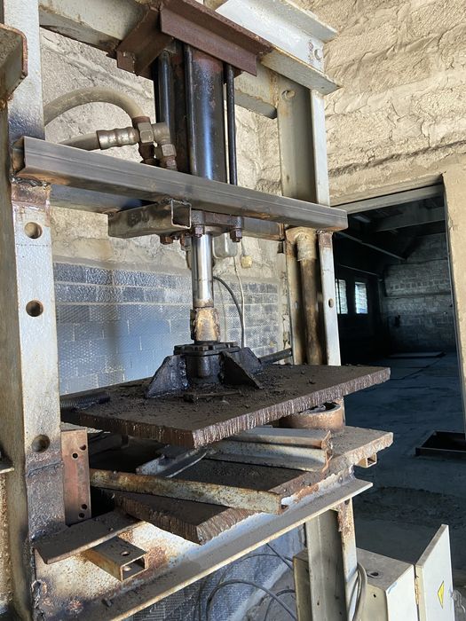 Пресс гидравлический