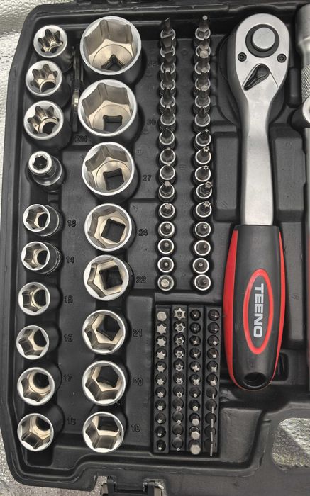 Trusa chei tubulare 216 piese – calitate premium!