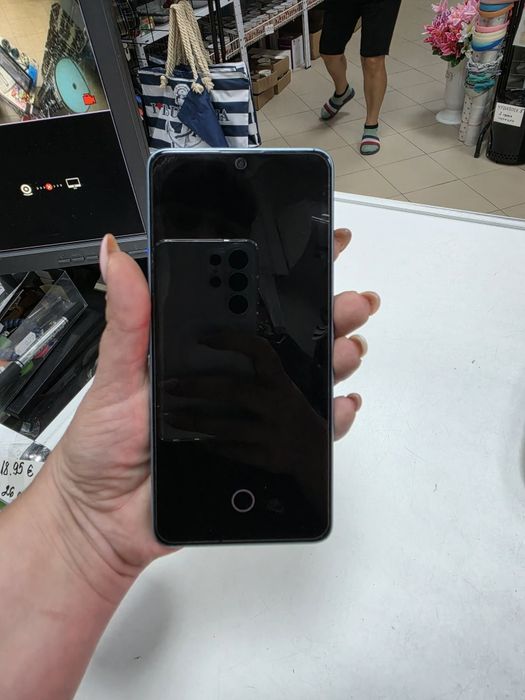 Продавам телефон Xiomi 13 pro 5G