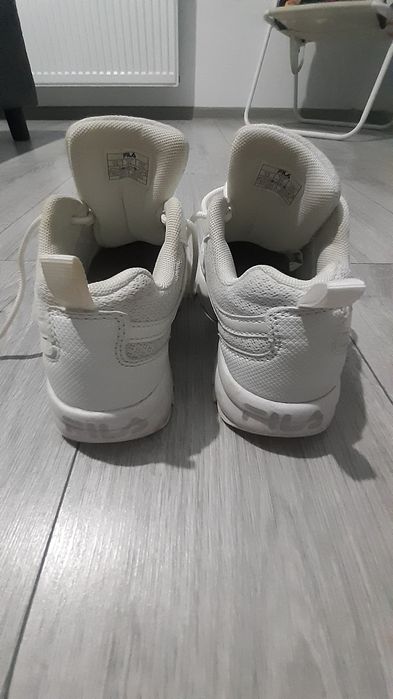 Adidasi Fila marimea32