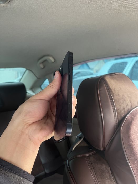 Продам Айфон 13 128ГБ 84%емкость