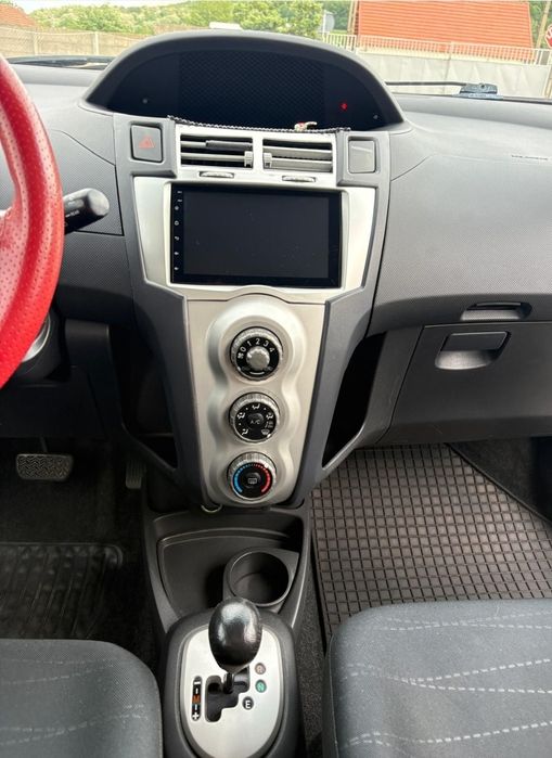 Toyota yaris AUTOMATA