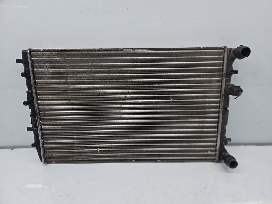 Radiator apa Skoda Fabia 1 (6Y2) [Fabr 1999-2008] OEM 1.4 Benz BBY 55K
