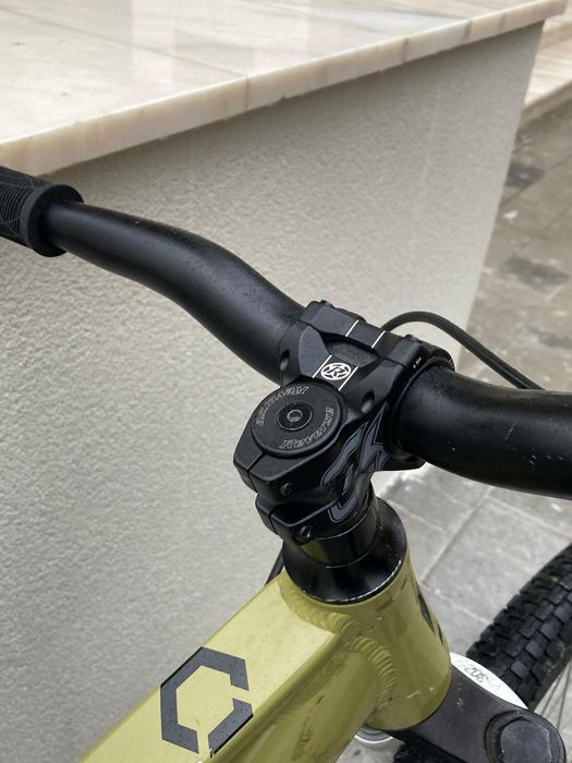 Vand Dirt jumper Drag c1