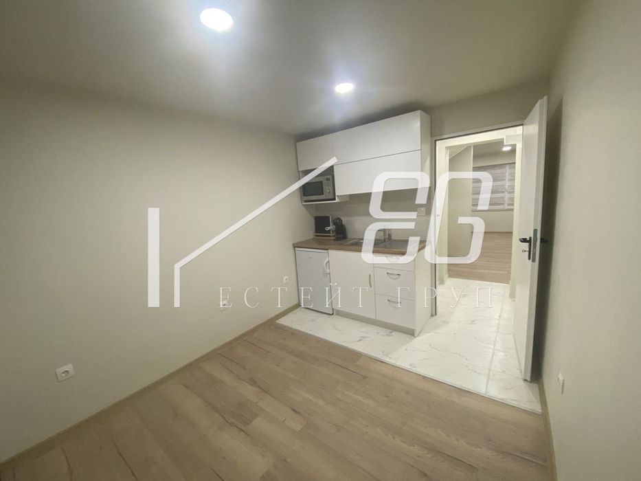 Дава се под наем Офис в Варна, Колхозен пазар - 49 кв.м за 382.5 € - Снимка #3