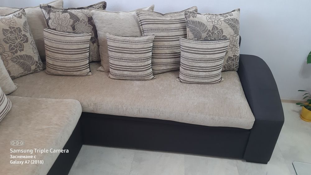 Ъглов диван с опция за спалня