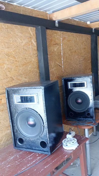 Vând Boxe Homemade 600W.      SUNET DEMENȚIAL!