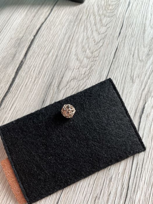 Гривна Pandora с 5 талисманчета