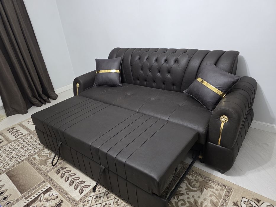 Продаётся диван в хорошем состоянии