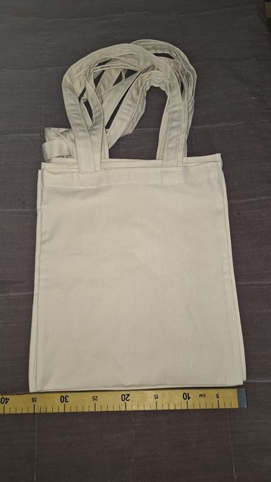 Шоперы бежевого цвета