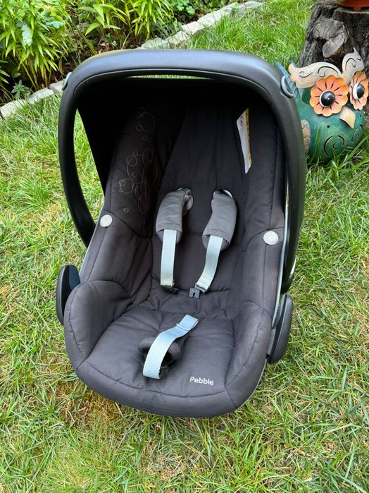 Maxi Cosy Pebble столче за кола
