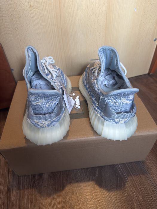 Yeezy 350V2 MX Frost