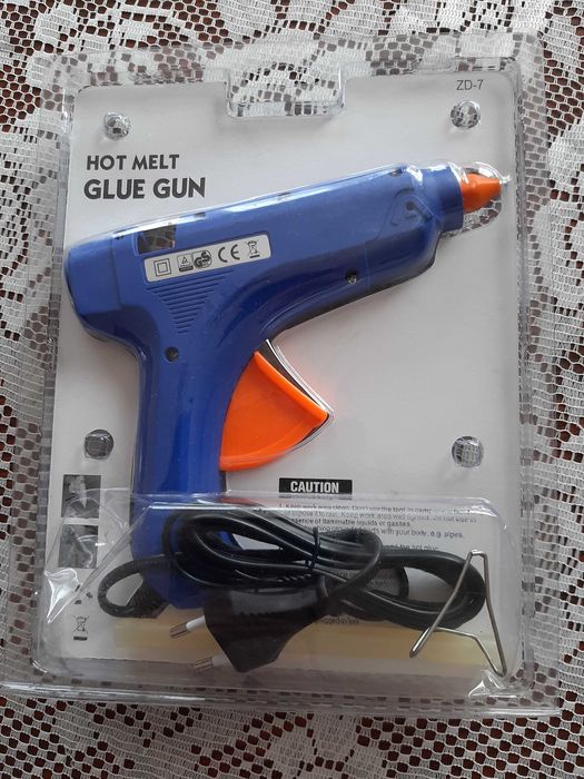 Поялници за топло лепене /пистолет/ за силикон със силиконова пръчка